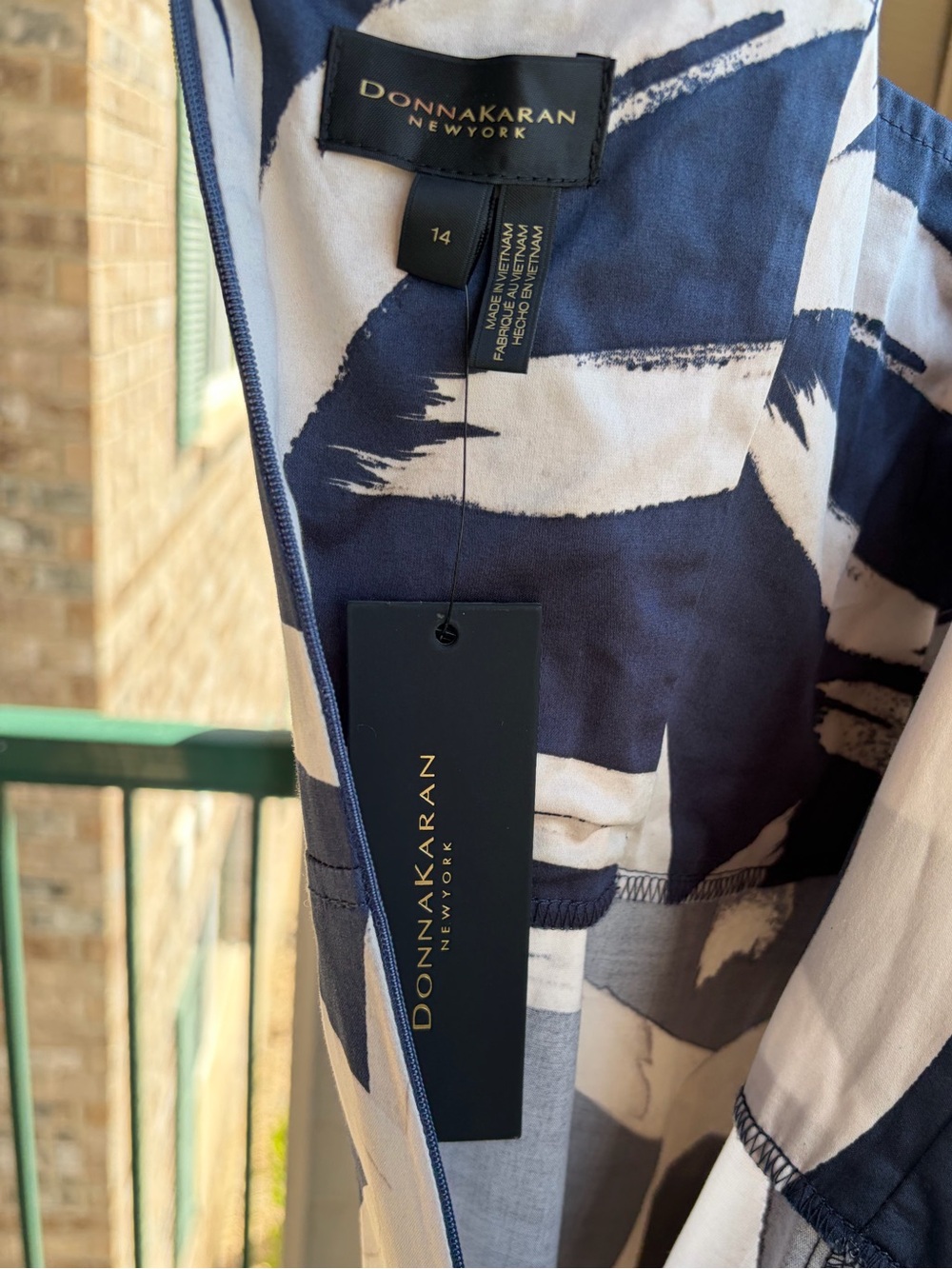 🆕🫐Donna Karan New York Abstract Print Midi Dress Navy White Fit & Flare Size 14 - Picture 13 of 17